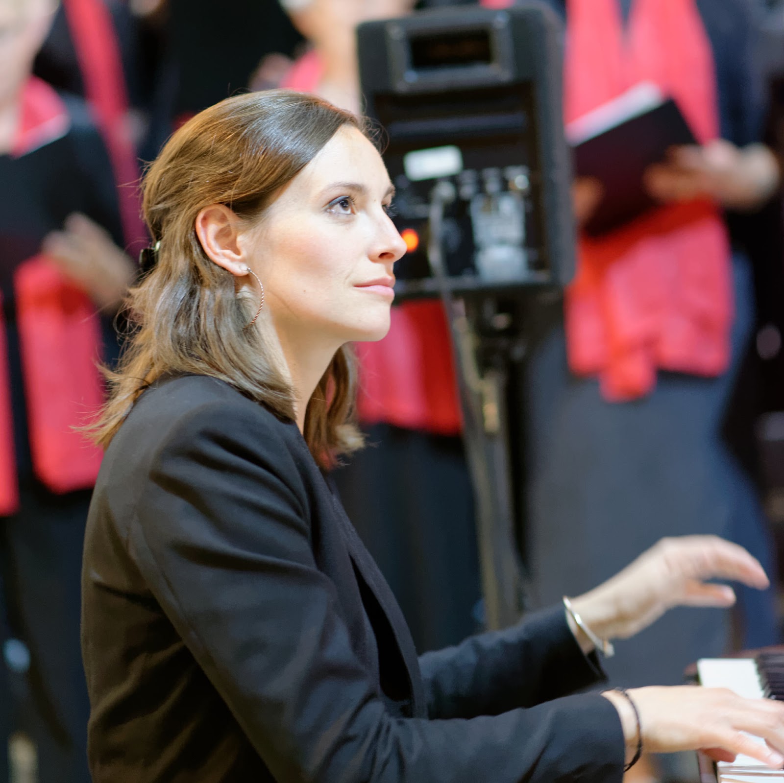 Portrait de Marion Launay au piano